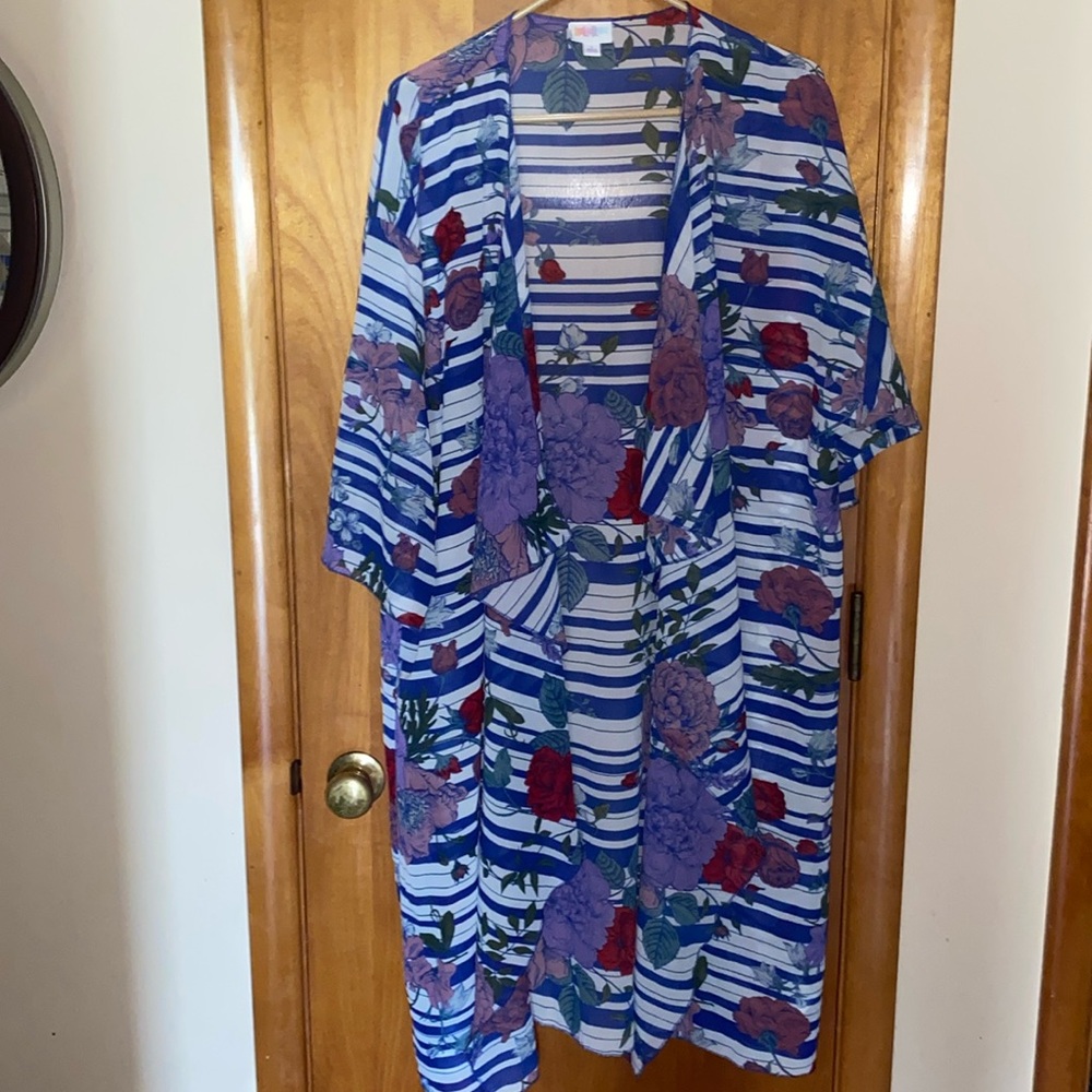 Lularoe kimono